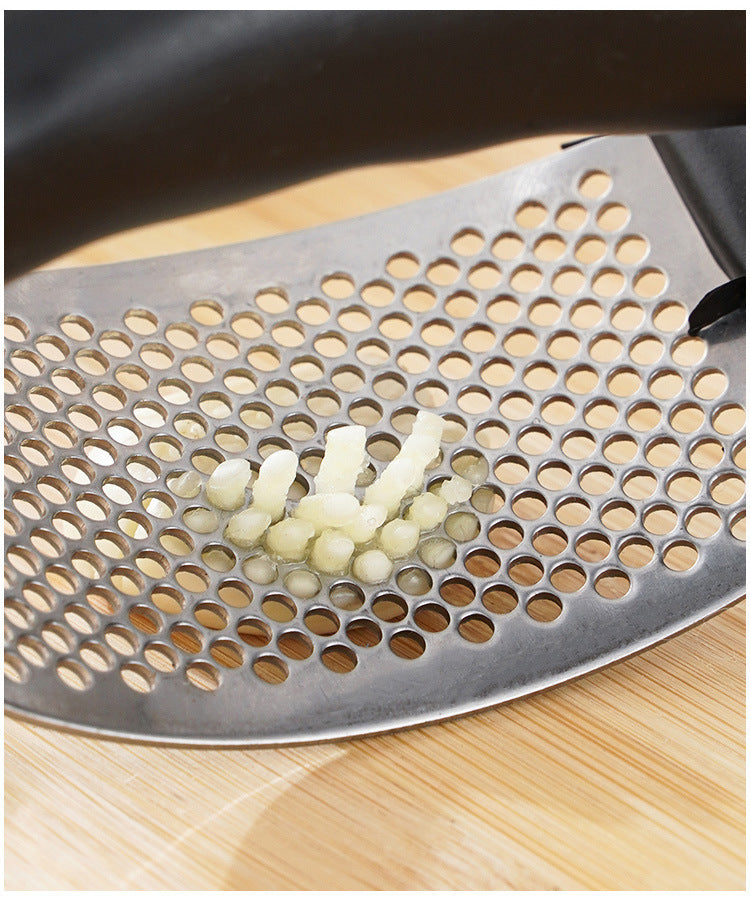 Stainless Steel Garlic Press Crusher Manual Garlic Mincer Tool